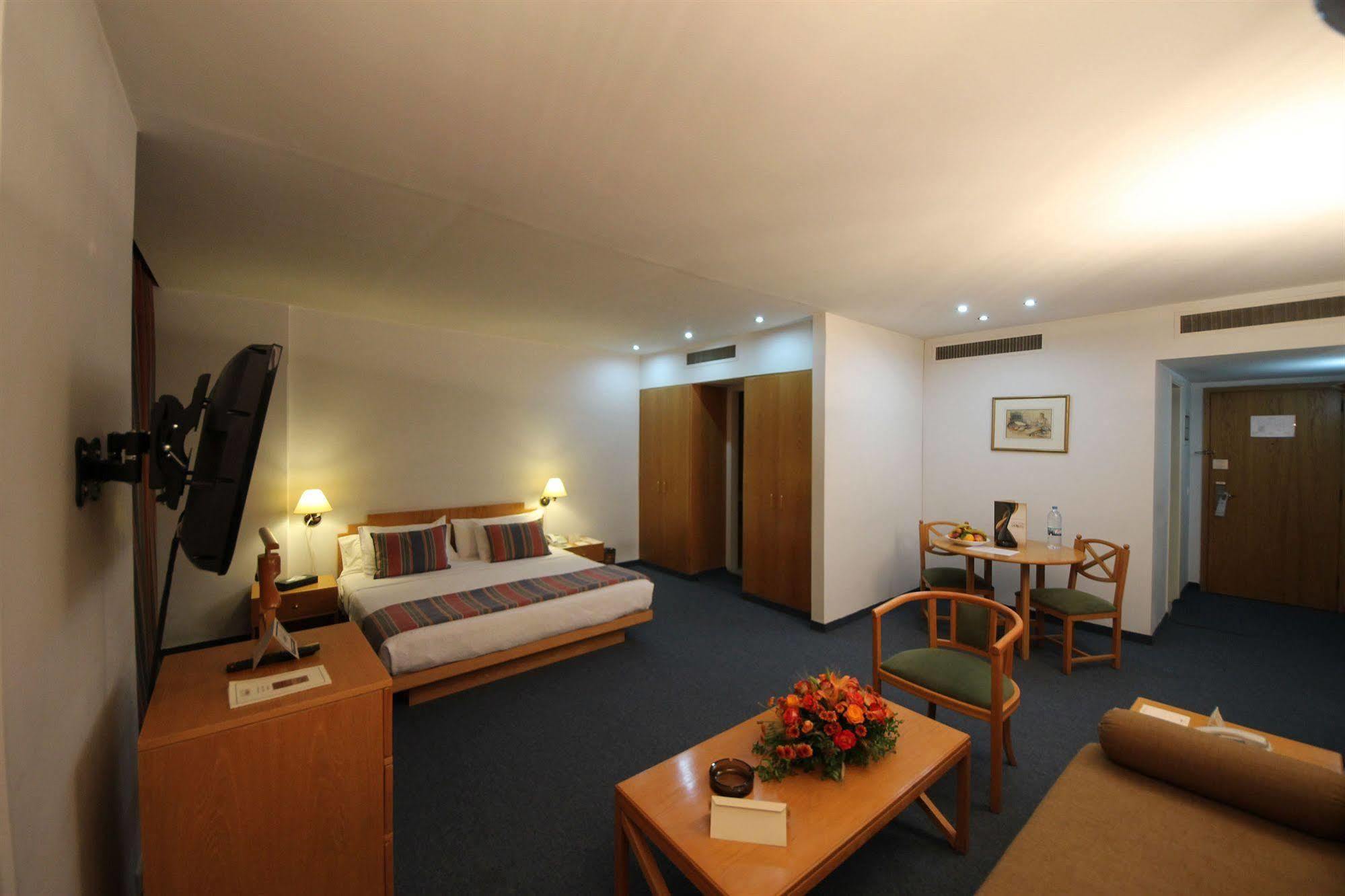 Casa D Or Hotel Beirut Exterior foto