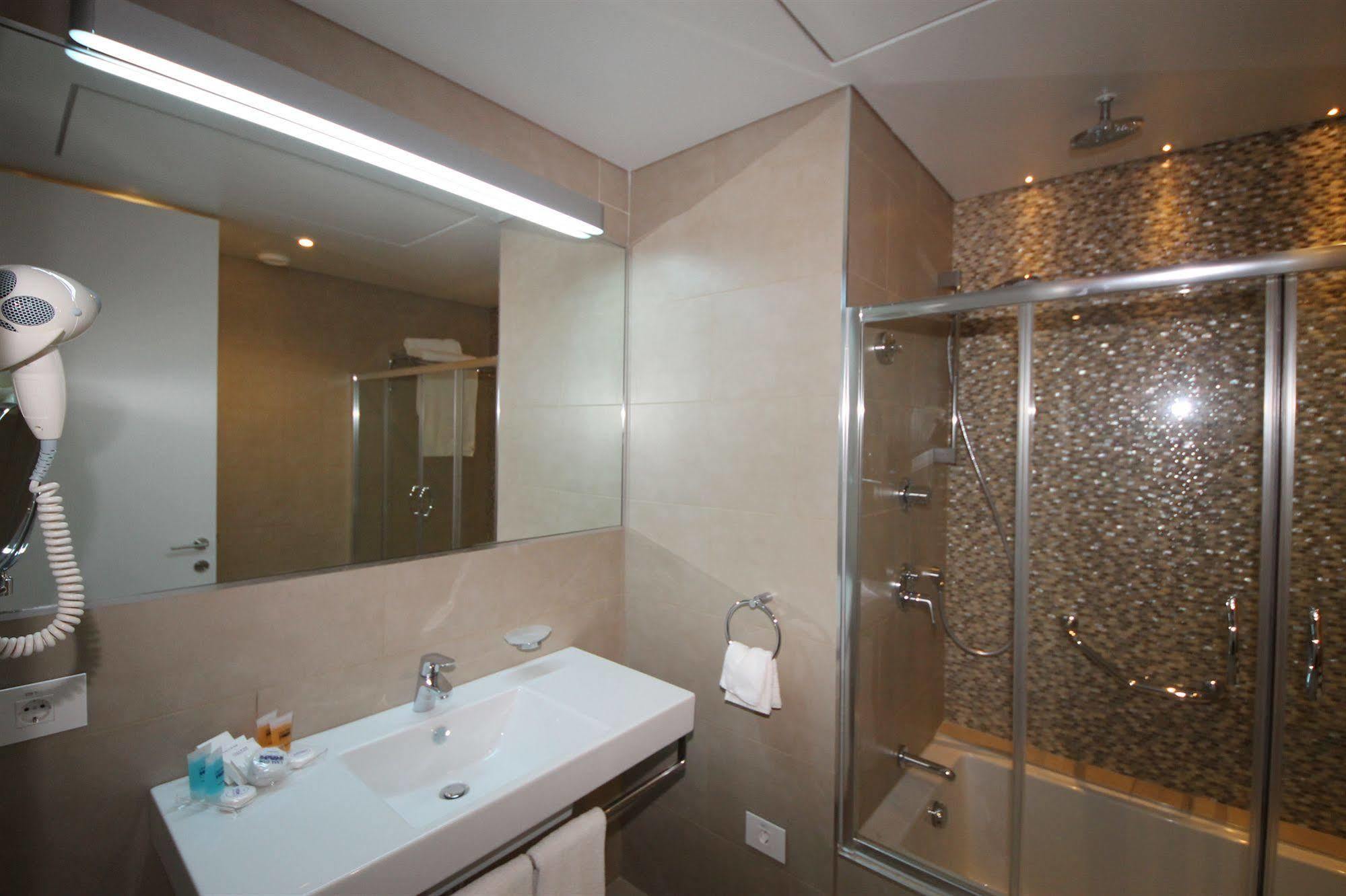 Casa D Or Hotel Beirut Exterior foto